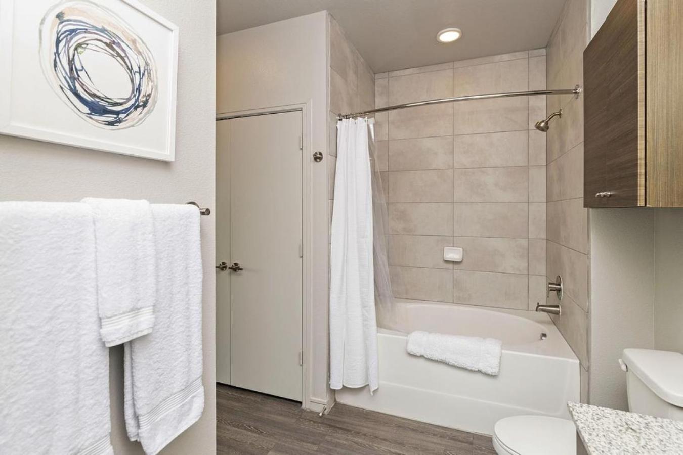 Landing At The Green At Plum Creek - 2 Bedrooms In Kyle Exterior photo