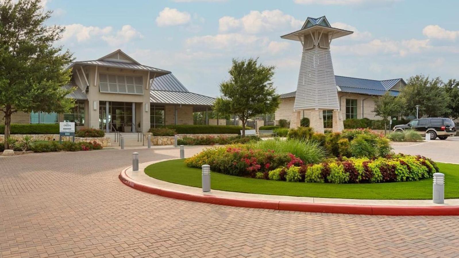 Landing At The Green At Plum Creek - 2 Bedrooms In Kyle Exterior photo